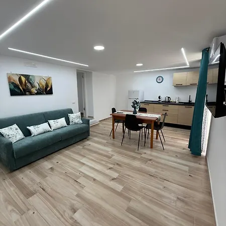 Al Canto Del Sole Apartment